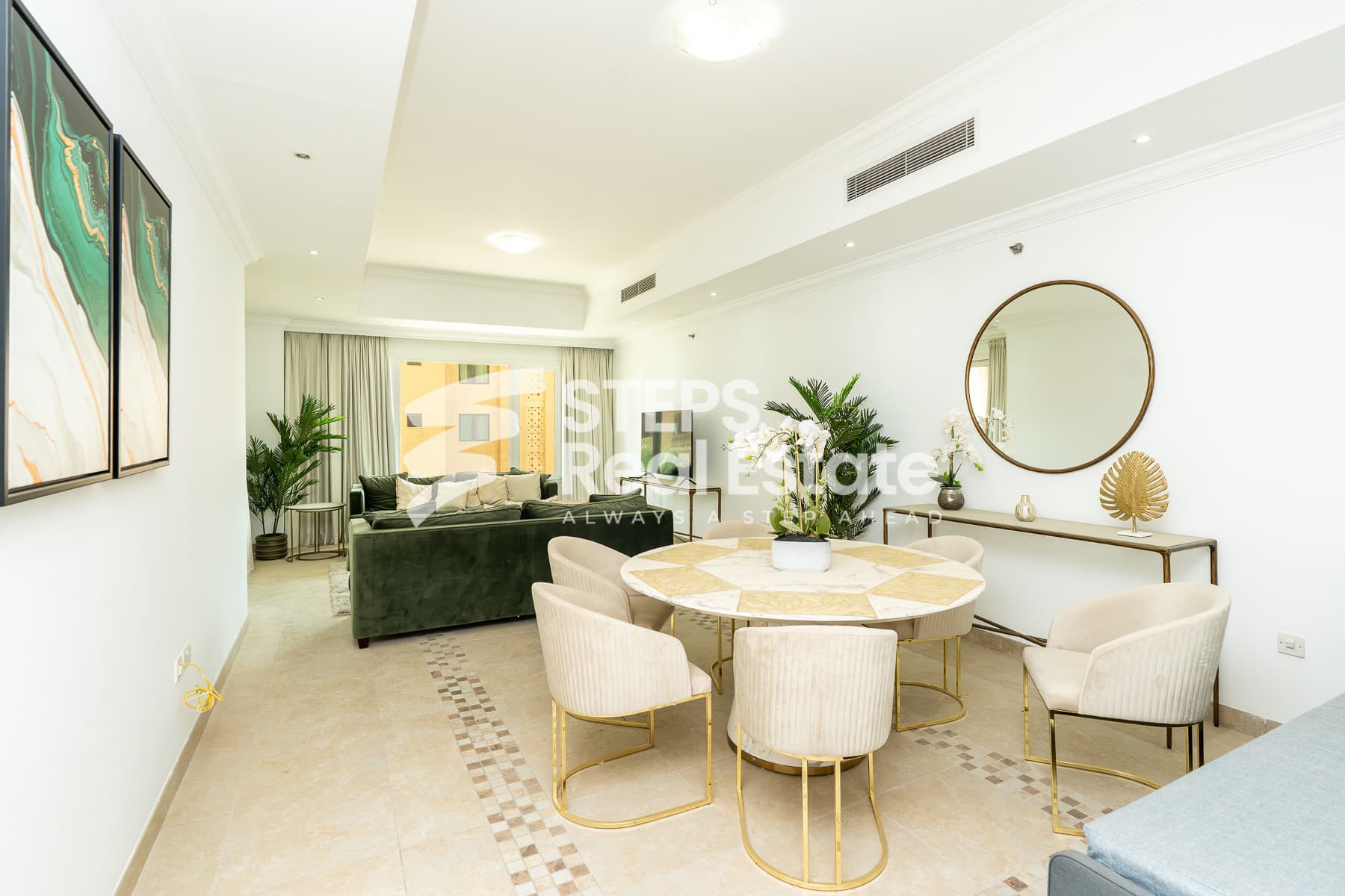 Side View Apartment with balcony in Porto Arabia