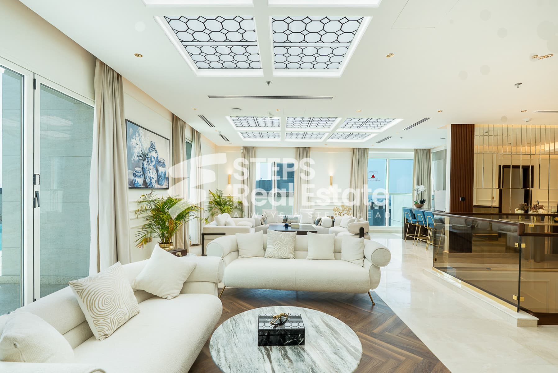 Penthouse for Sale with Beach Access and City View