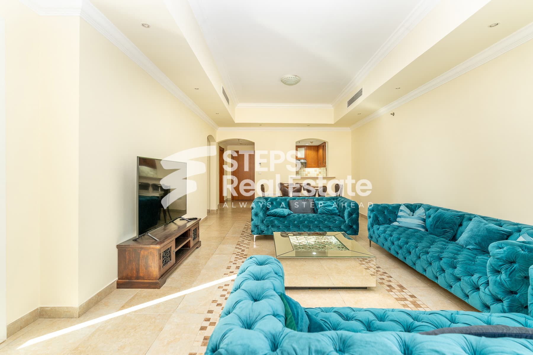 Bright Flat for rent in Porto Arabia The Pearl