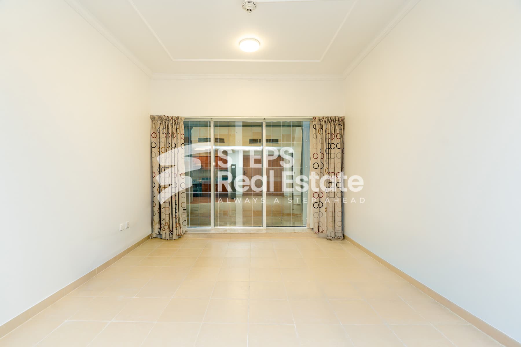 Flat with Qatar Cool Included in Central West Bay
