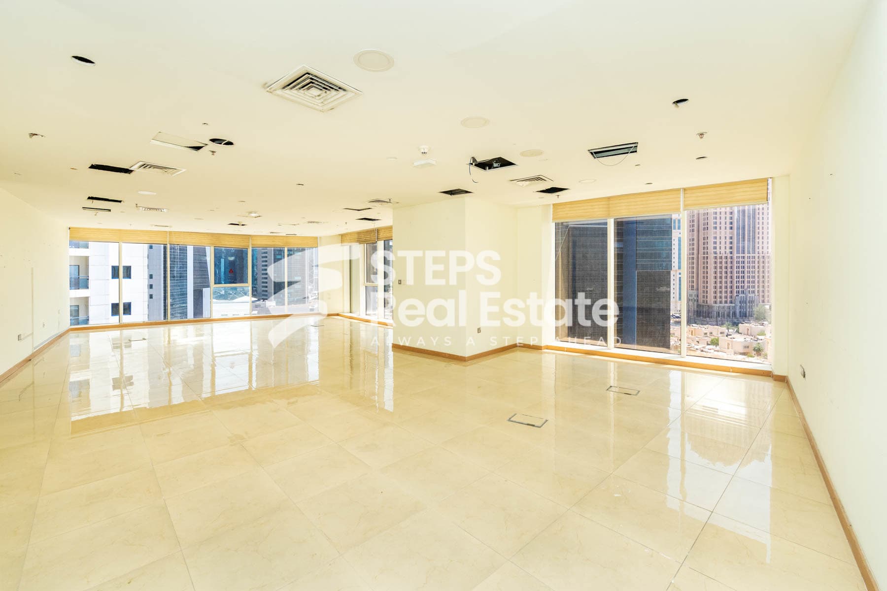 Spacious Office in West Bay with City View