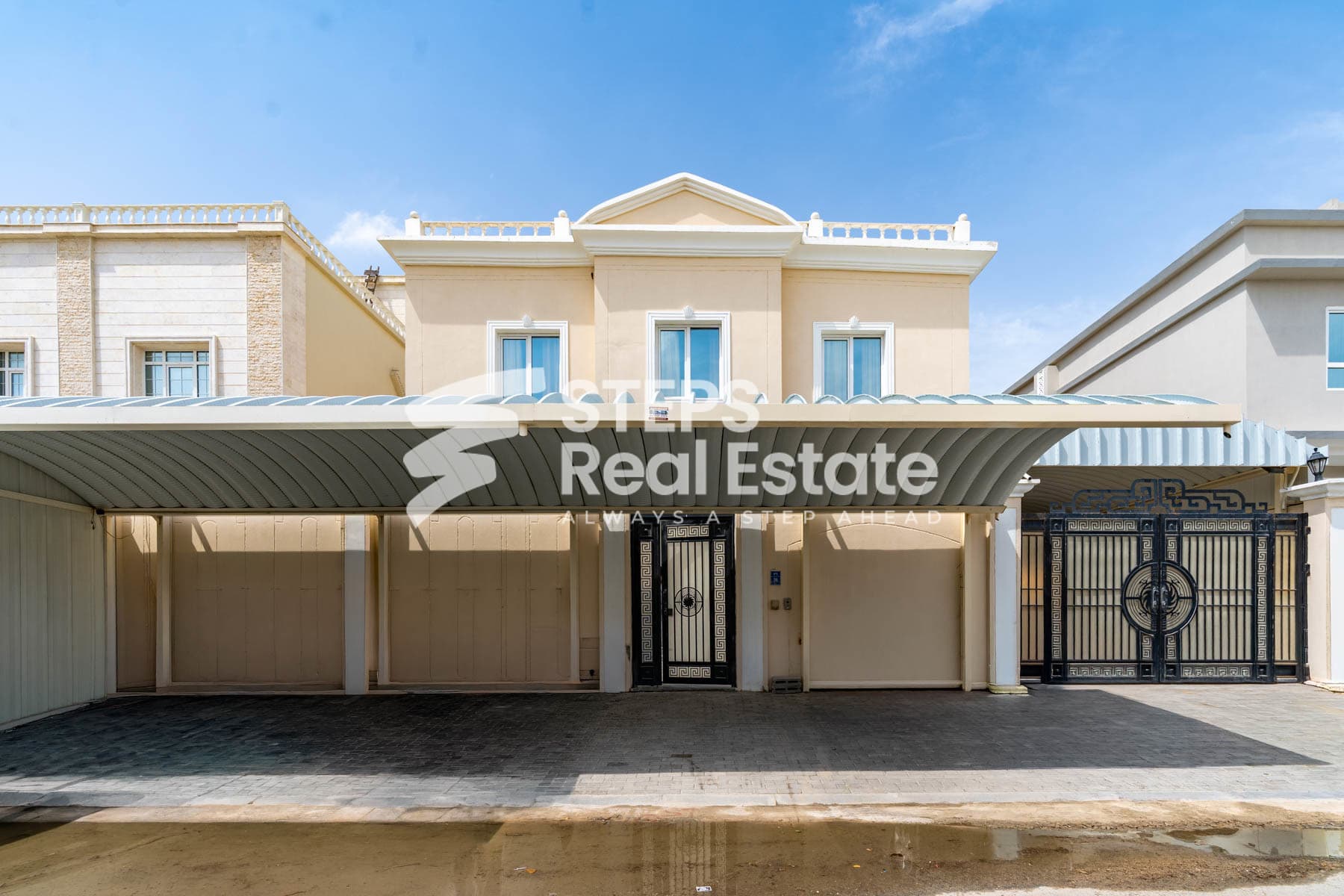 Elegant Villa with Elevator in Umm Salal for Sale
