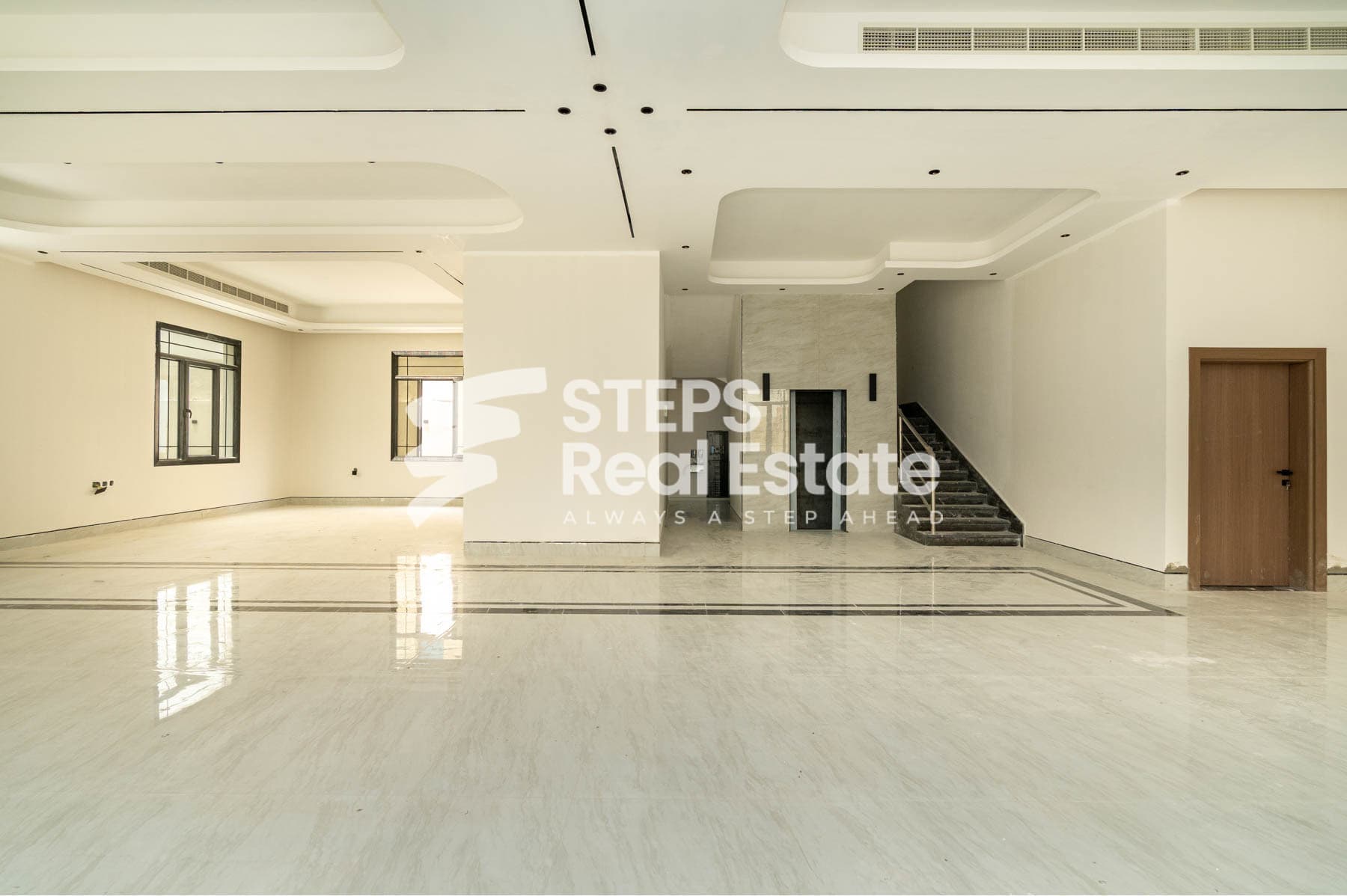 Standalone Villa for sale in Al Duhail with Majlis