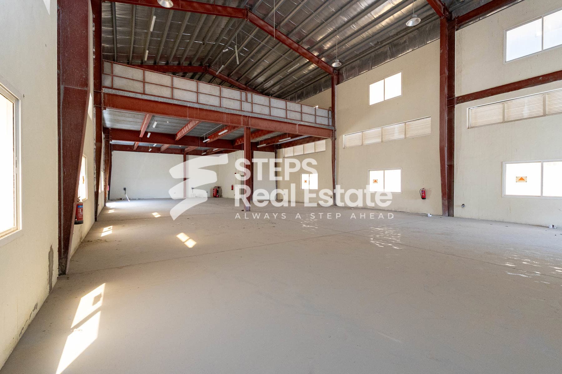 Workshop with Mezzanine & Labour Camp for rent