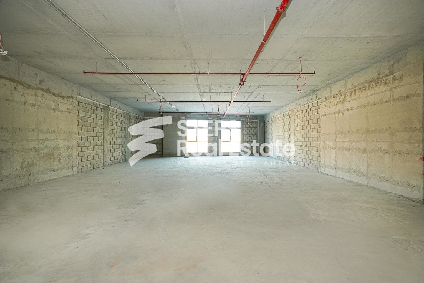 Prime Location Office – Customizable, Great Value