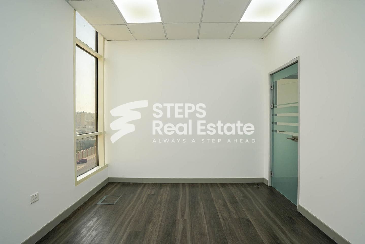 Secure Office with 24/7 Security & Prestige
