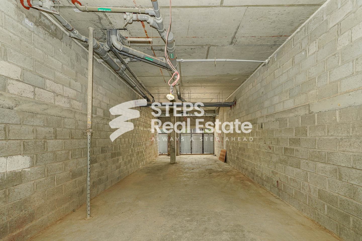 Prime Location Retail Shop with High Visibility