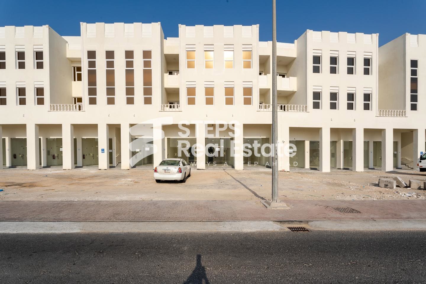 Prime Location Shop with High Foot Traffic