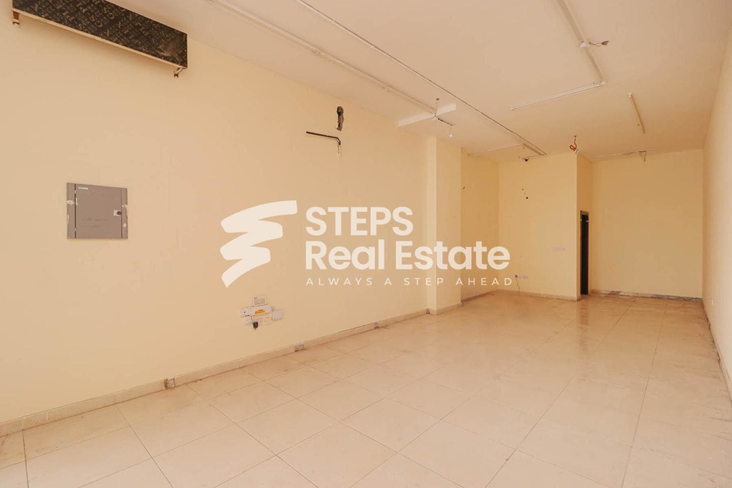 Prime Commercial Shop in Souq in Gharafa