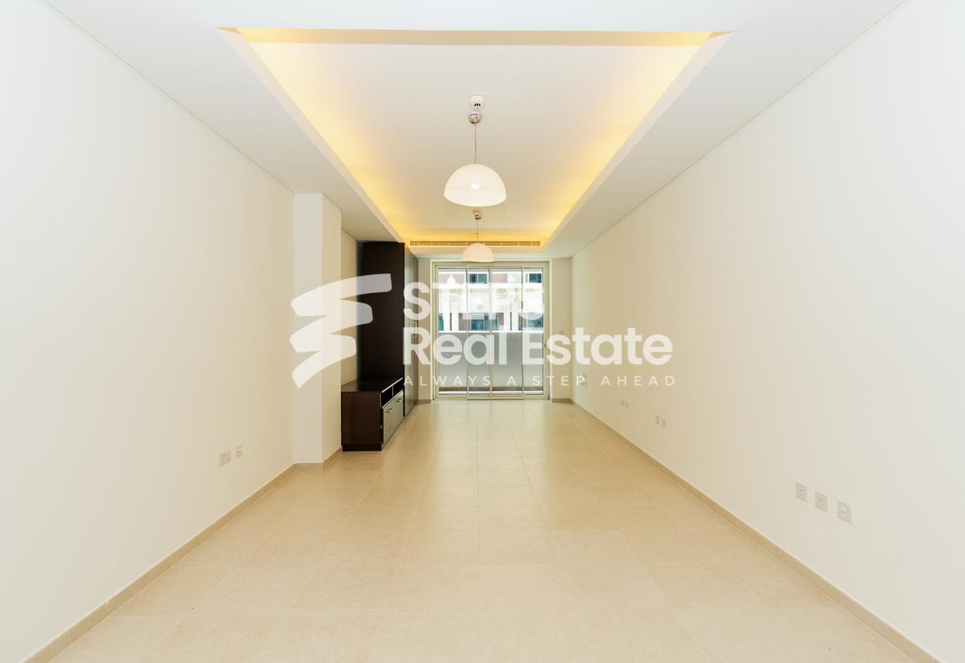 Studio with Balcony in Prestigious the pearl