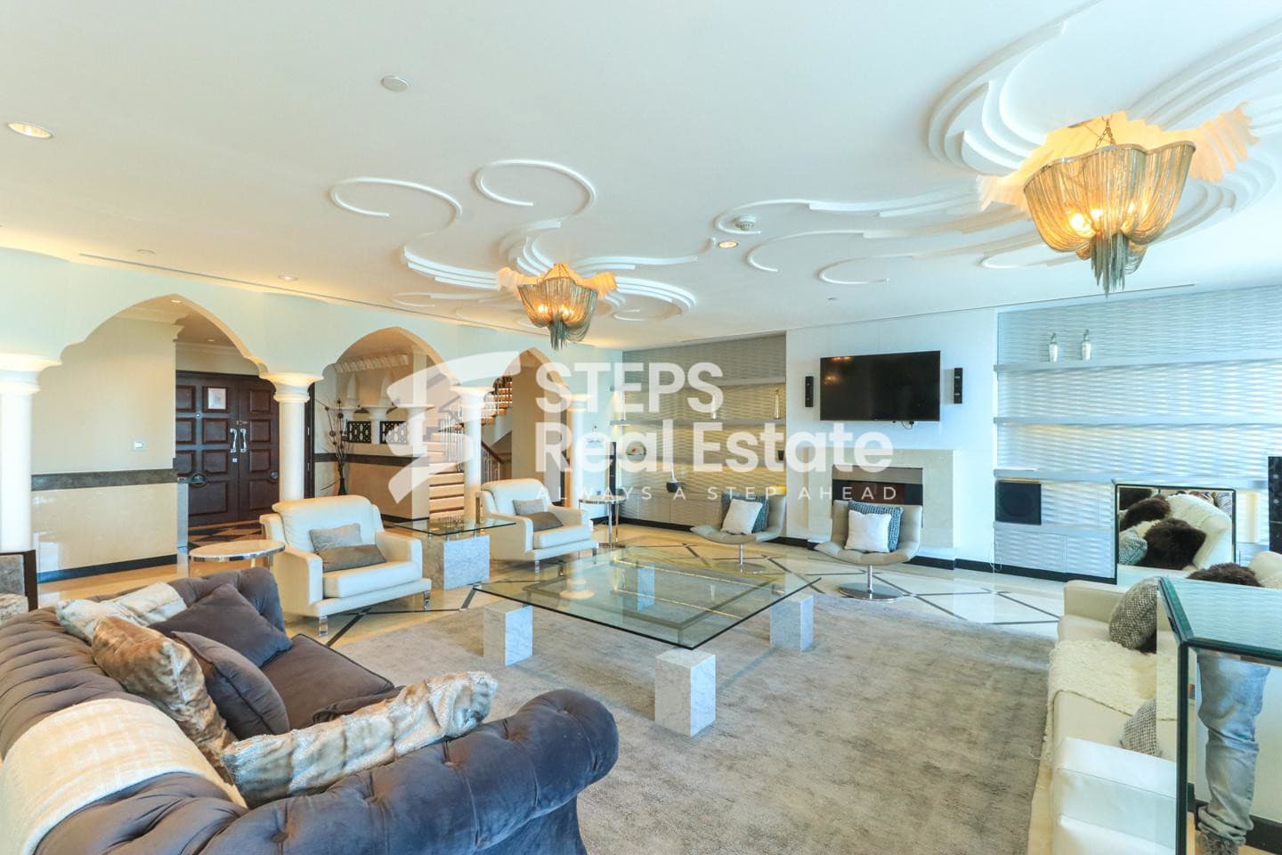 Furnished Apartment with Secure Entry & Sea Views
