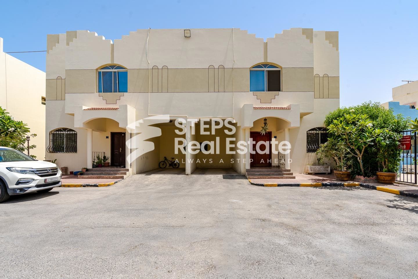 Spacious compound villa for rent in Old Airport