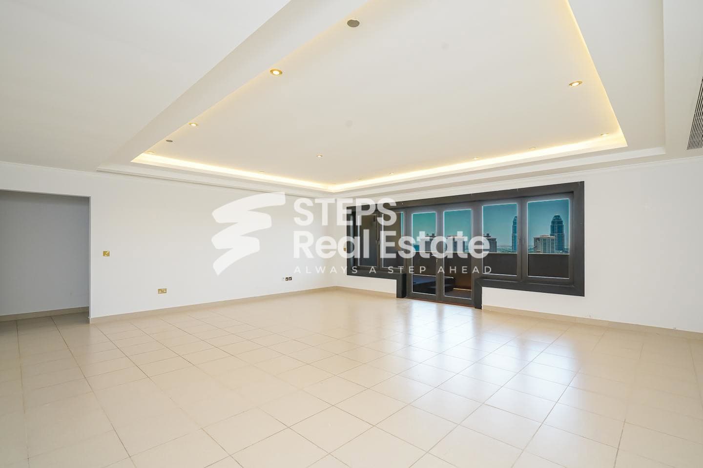 Prime Location Apartment & Sea View in The Pearl