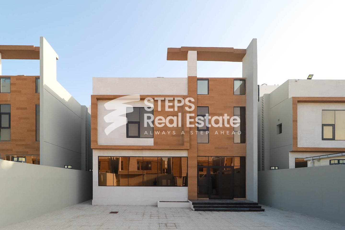 Luxurious Fully Furnished Villa in Prime Simaisma
