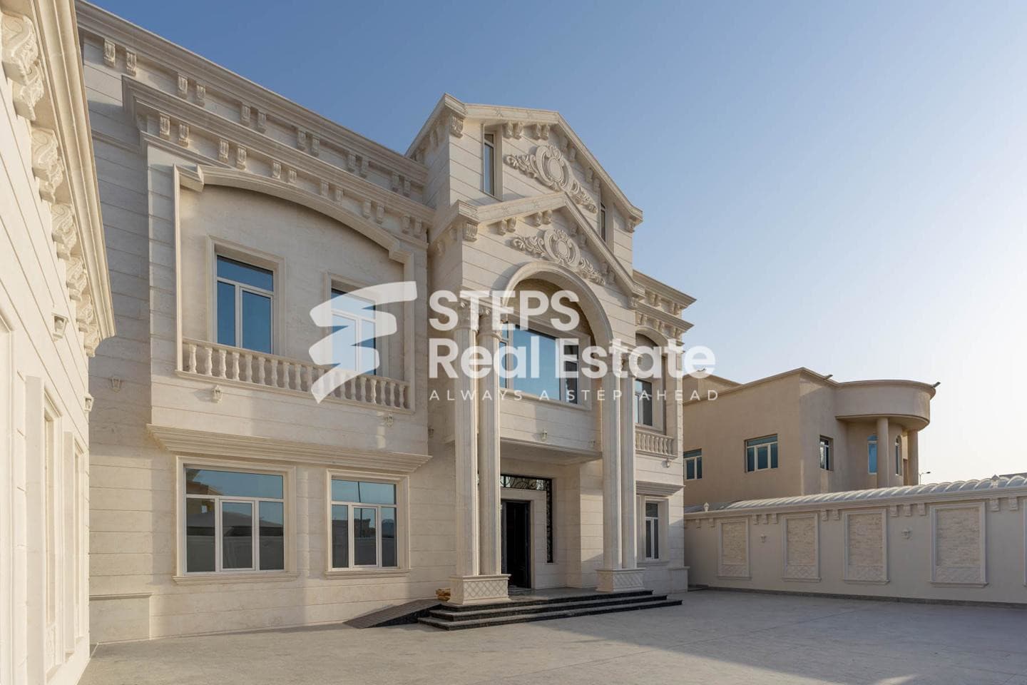 Brand New  Villa in Prime Location in Onaiza