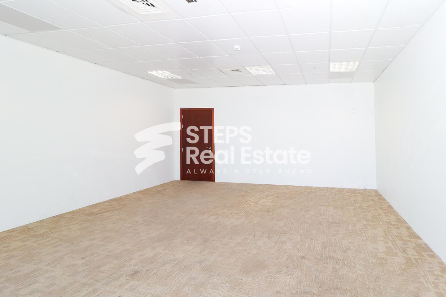 Fitted Office with Grace Period in Prime Spot 36