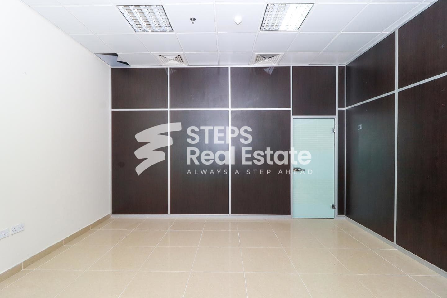 Fitted Office with Partitioned Layout in Prime Hub 36