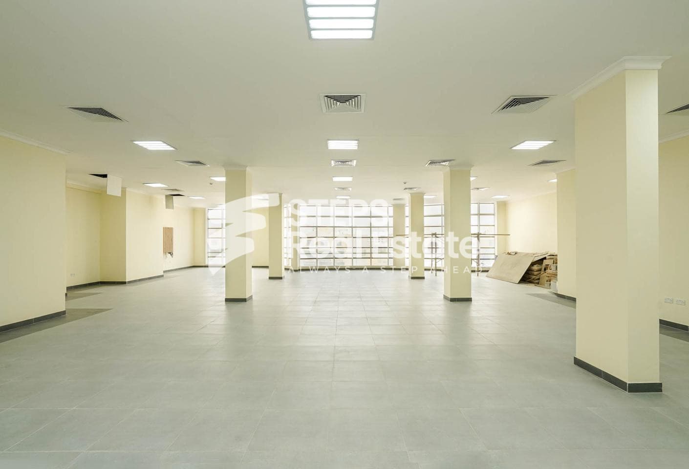 Fitted Spacious Office in Prime Umm Salal 26