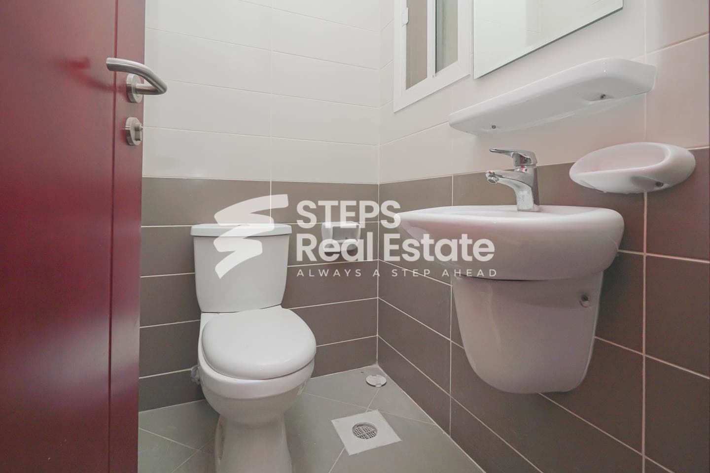 Fitted Office Space with Flexible Layouts 22