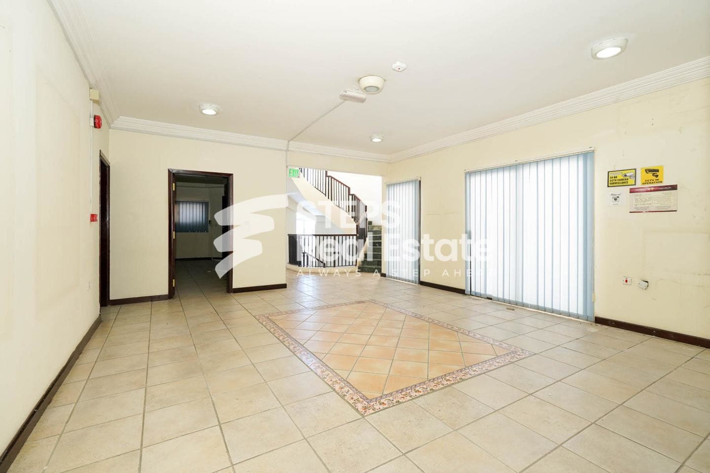 Approved Administrative Villa, 8 Offices 30