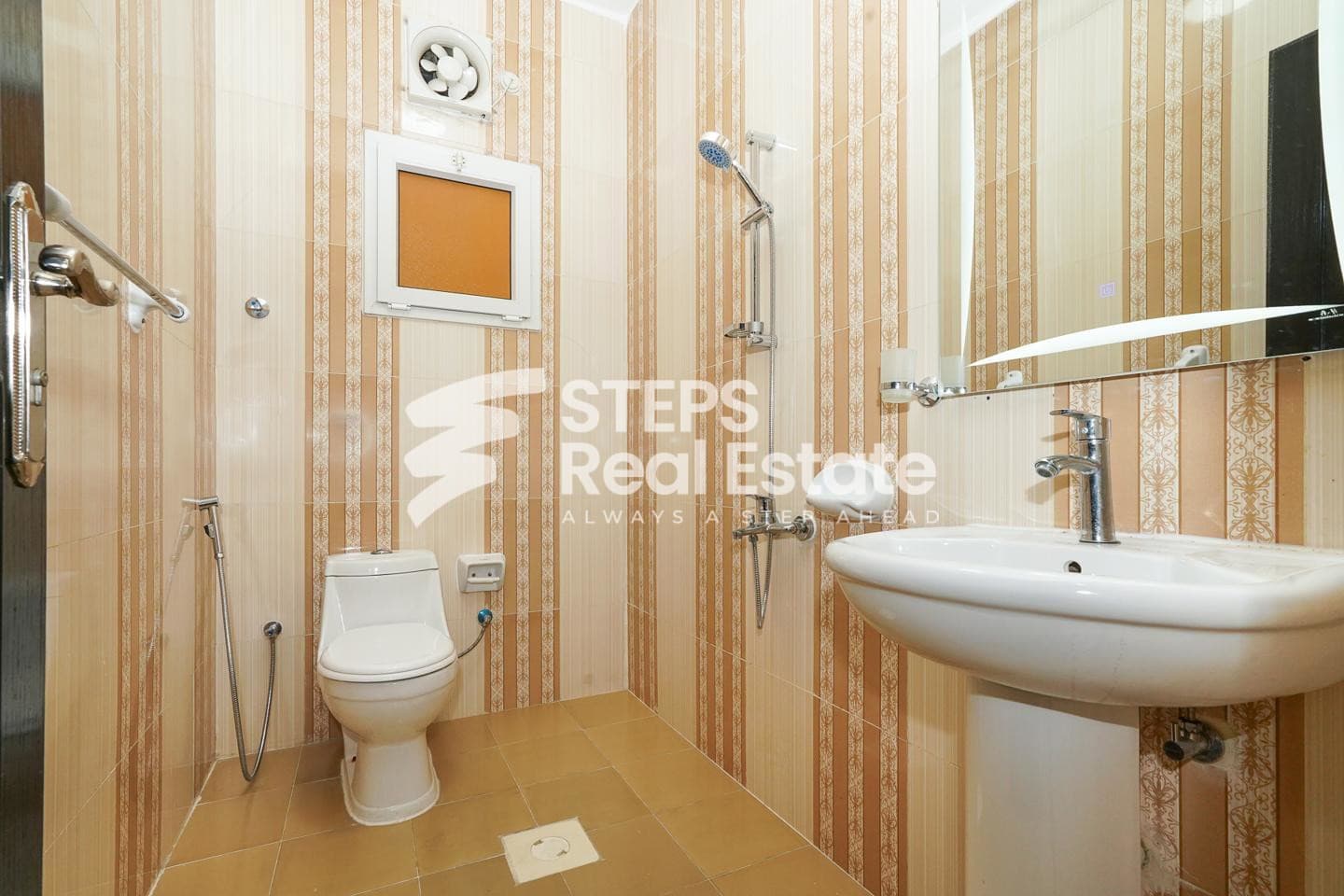 Furnished Apartment with Parking in Old Airport 34