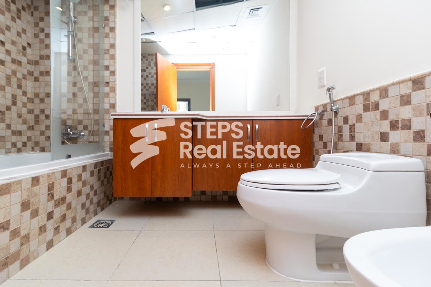 Spacious Apartment with Views, 1 Month Free 28