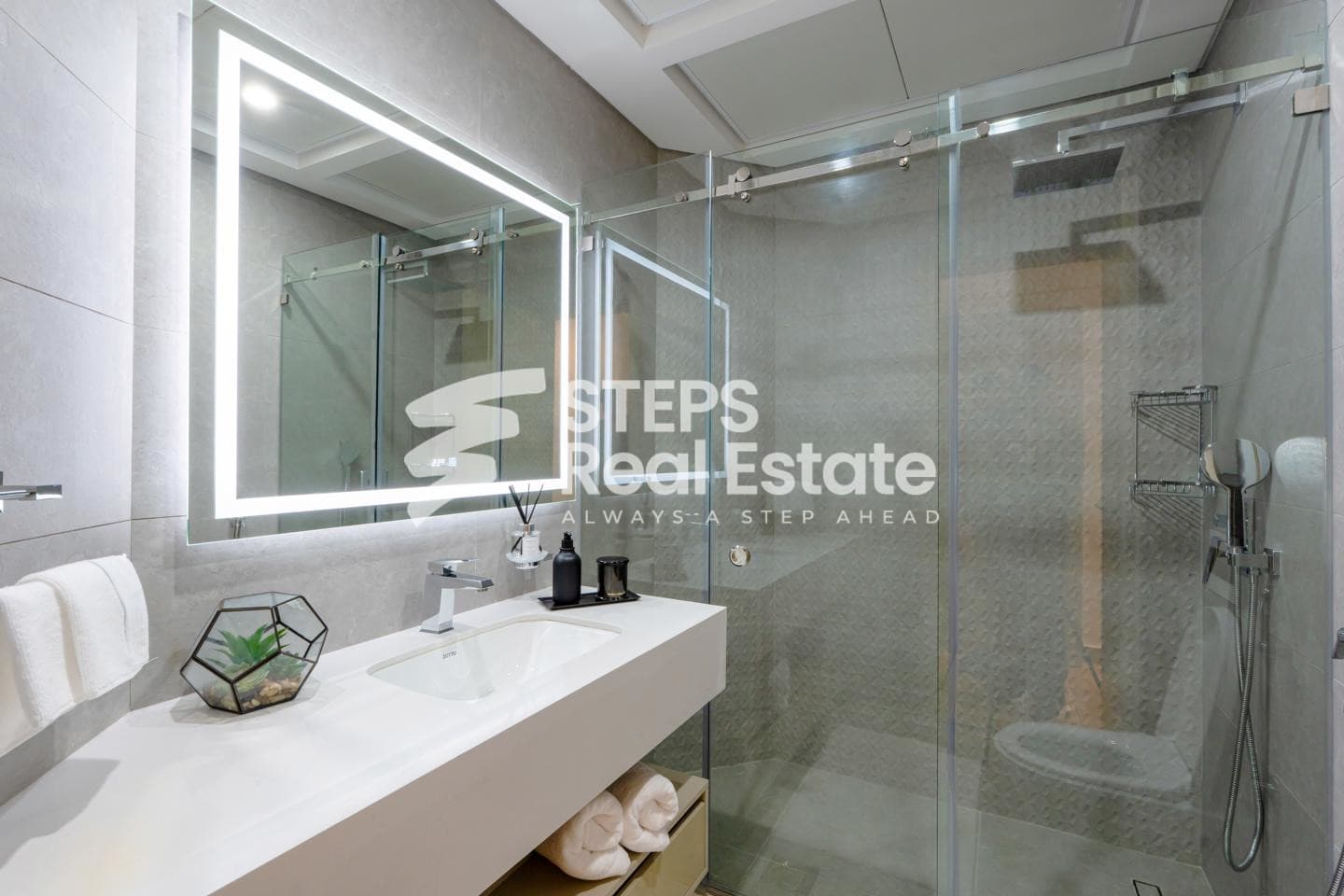 Modern Furnished flat with City Views in Lusail 34