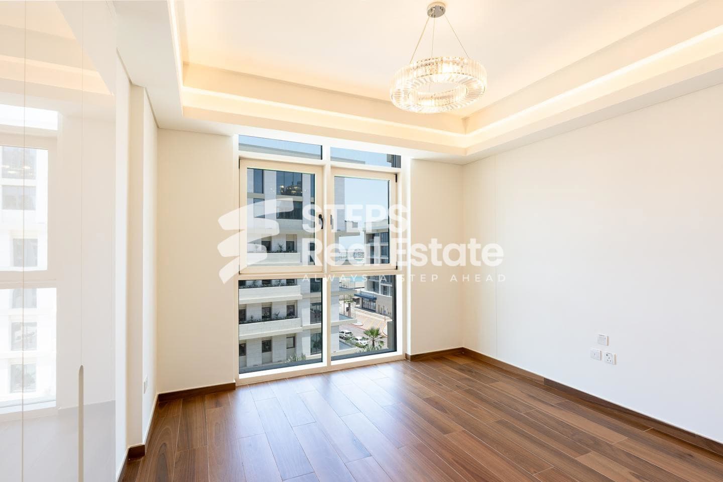  Semi-Furnished flat with City Views and Balcony 40