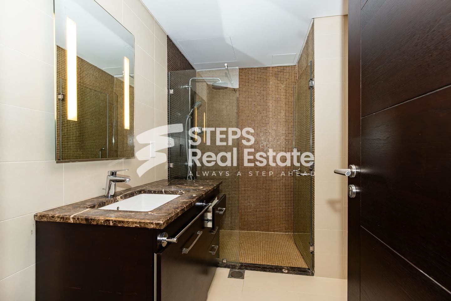 Studio with Balcony in Prestigious the pearl 22