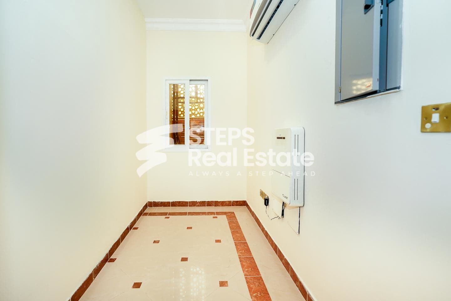 Spacious Semi-Furnished Villa in Prime Location 34