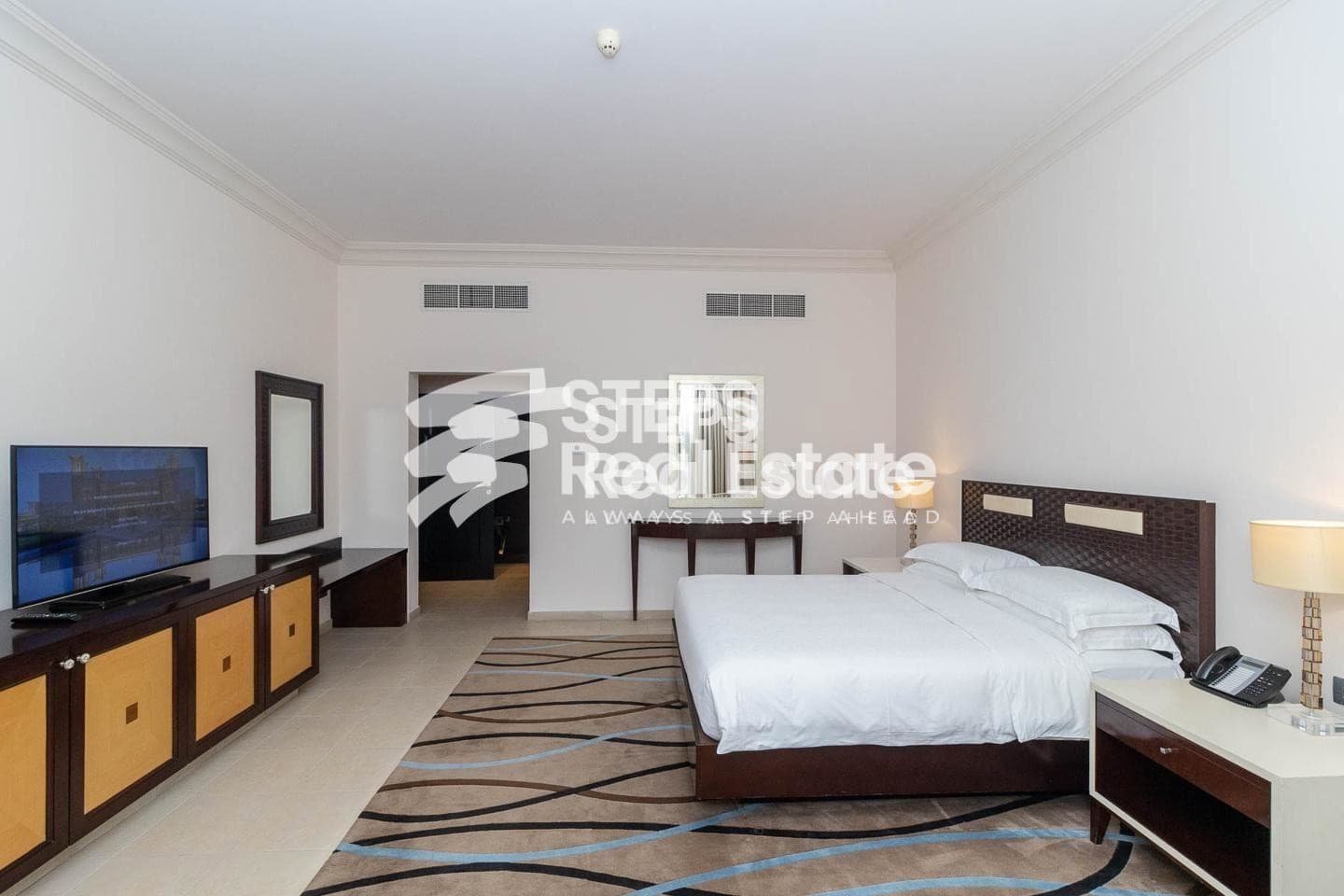 Serviced Villa with Garden View in West Bay Lagoon 44