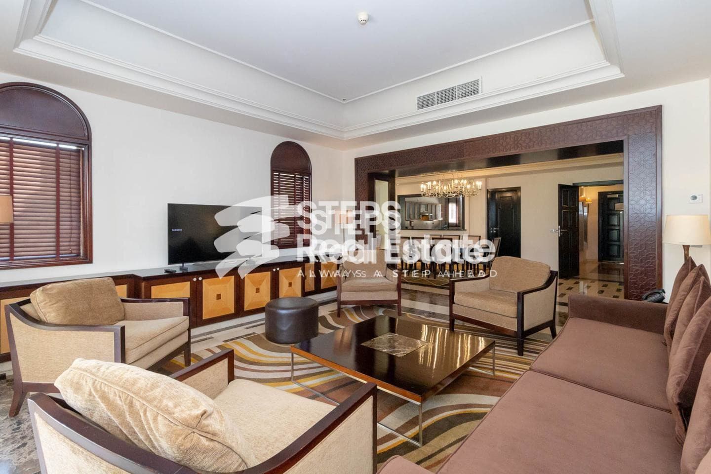 Serviced Upper Floor Villa With Sea and City Views 46