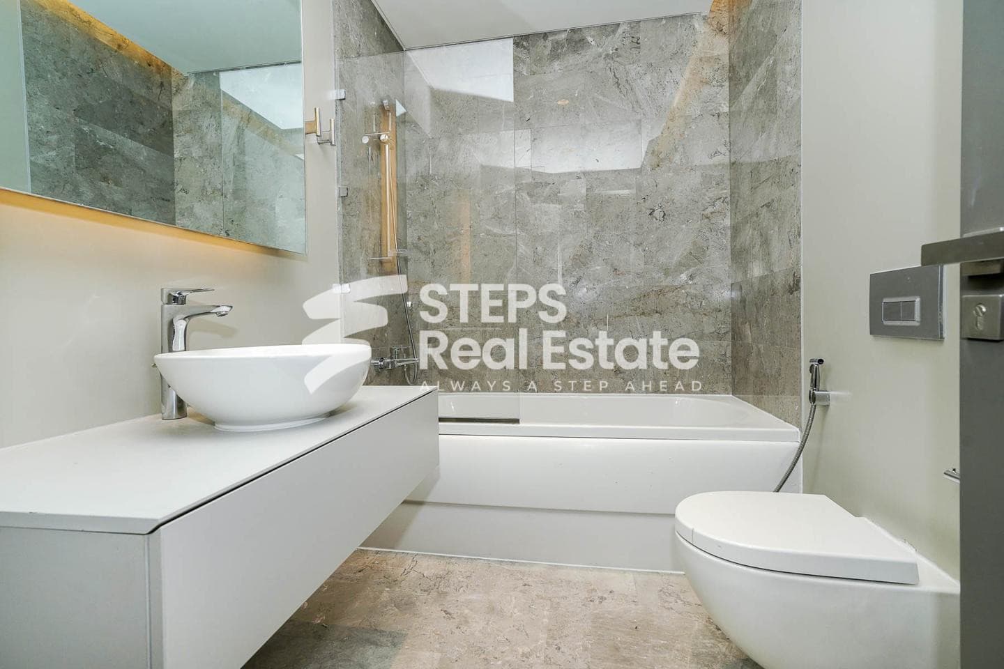 Spacious Flat in Lusail for sale with Sea View 46