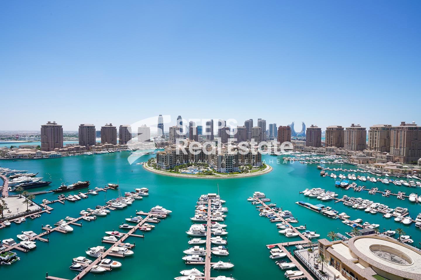 Prime Location Apartment & Sea View in The Pearl 46