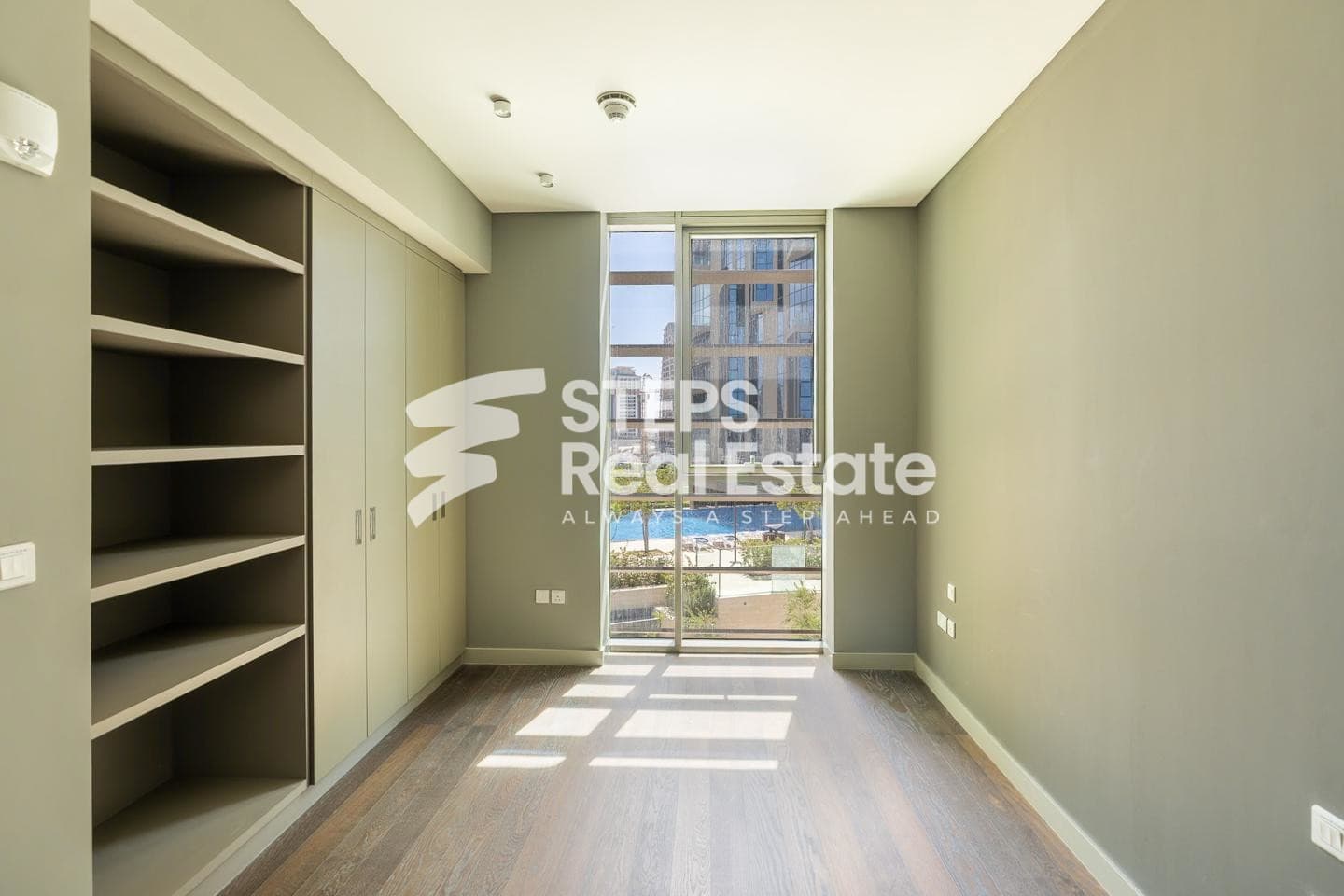 New Townhouse with Flexible Plan and Sea Views 46