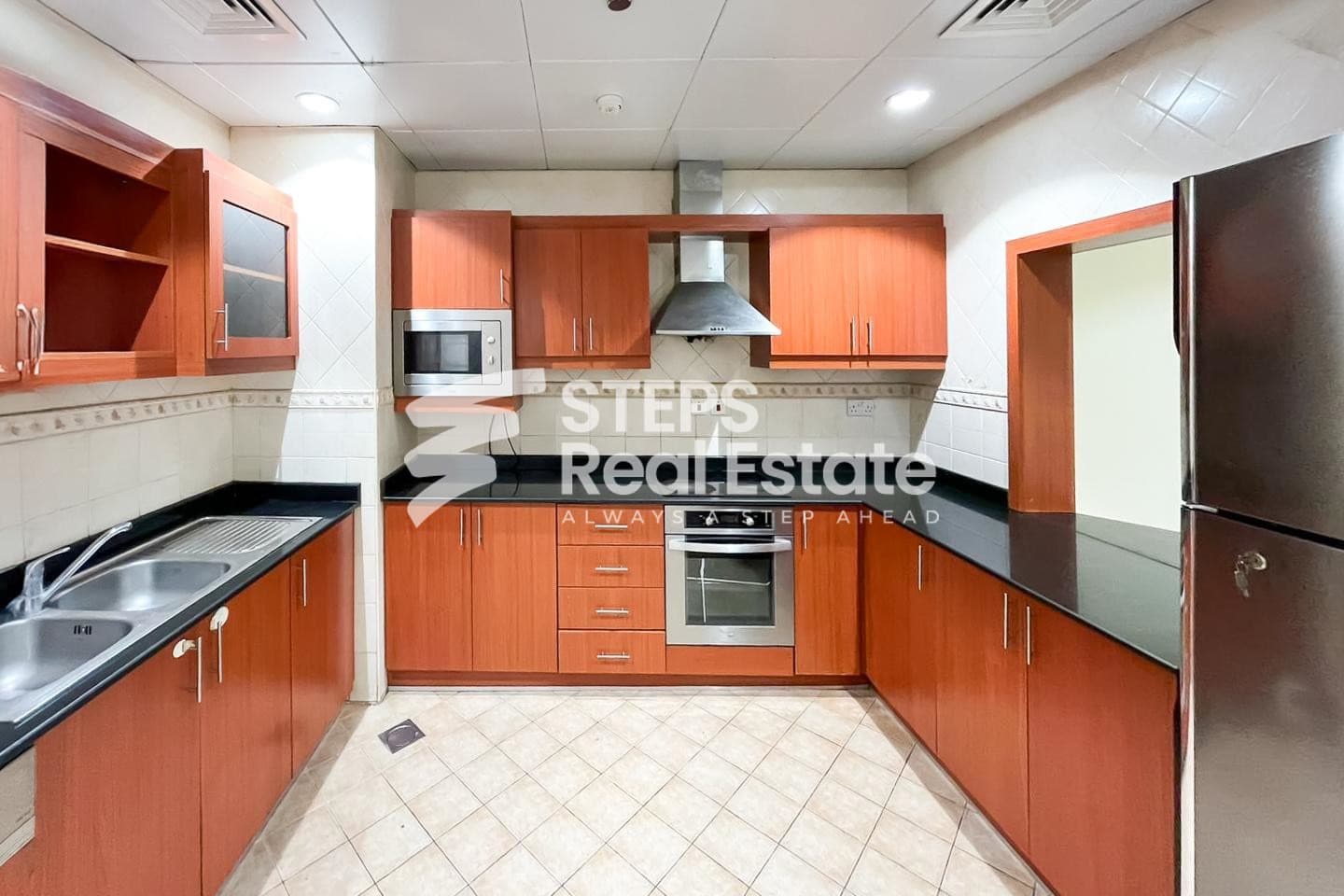 Furnished 2BHK with Balcony and Sea View 40