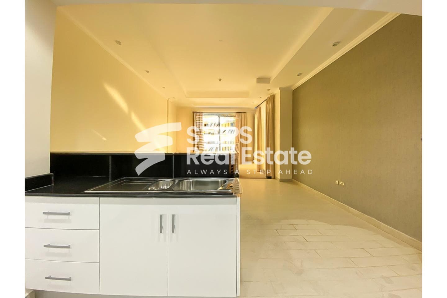 Modern Apartment in Prime Fox Hills with City View 20