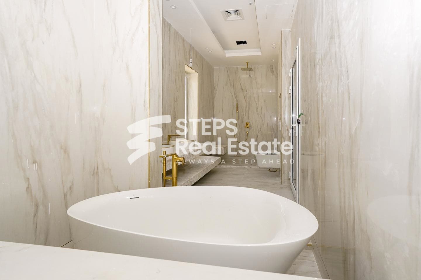 Luxury 8BHK Standalone Villa in Prime Lusail 72