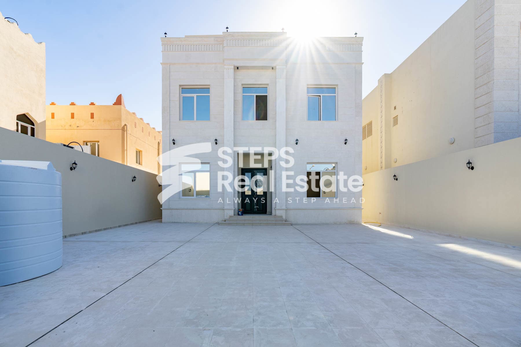 Elegant Spacious Stone-Facade Villa in Umm Al Amad Elegant Spacious Stone-Facade Villa in Umm Al Amad