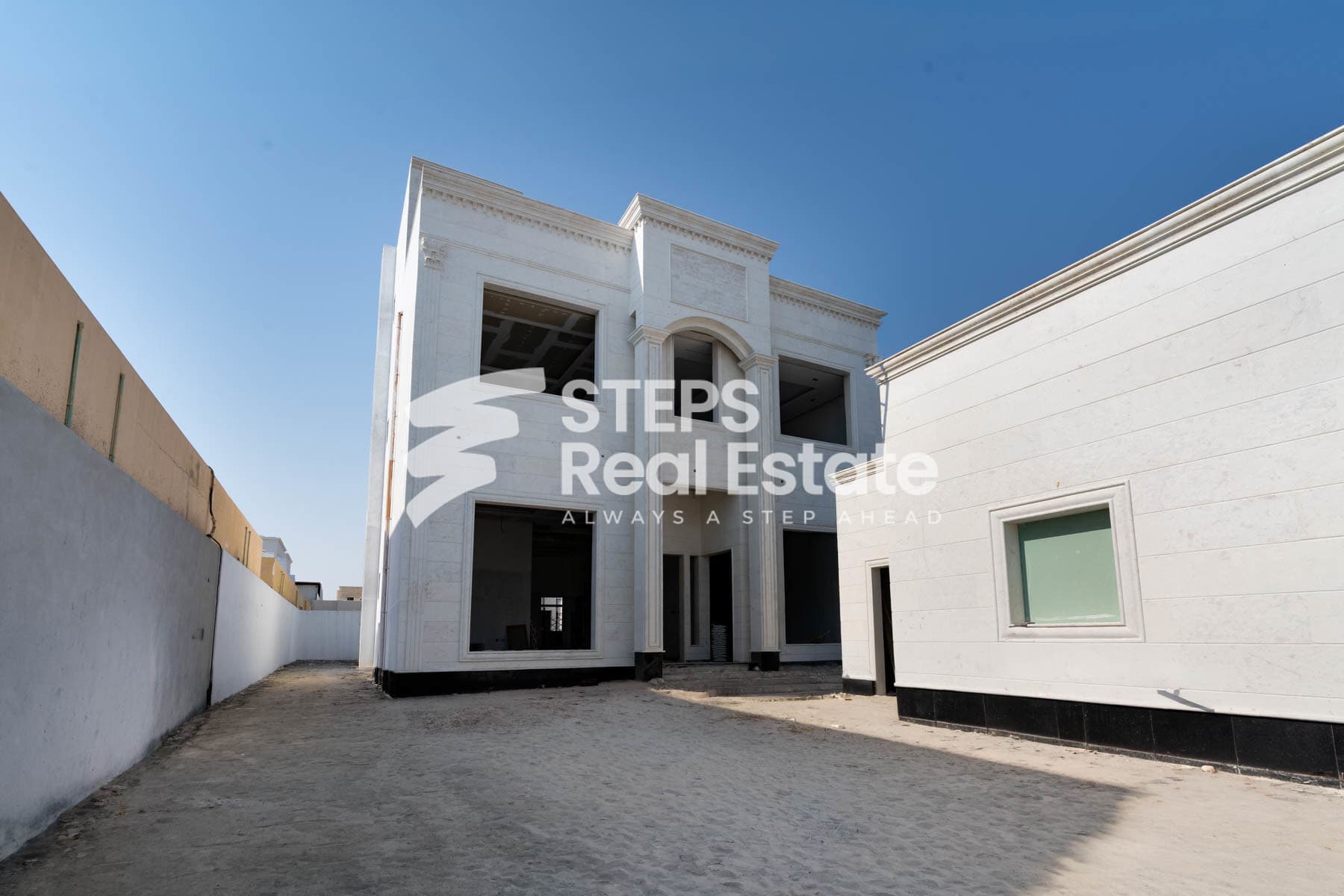 New Standalone Villa Sale with High-End Finishing New Standalone Villa Sale with High-End Finishing